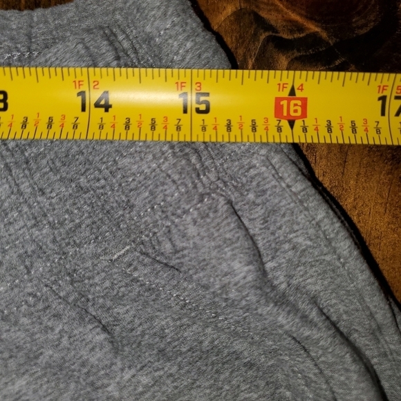 Grey Athletic Works gym shorts Large 12-14 - Picture 8 of 9